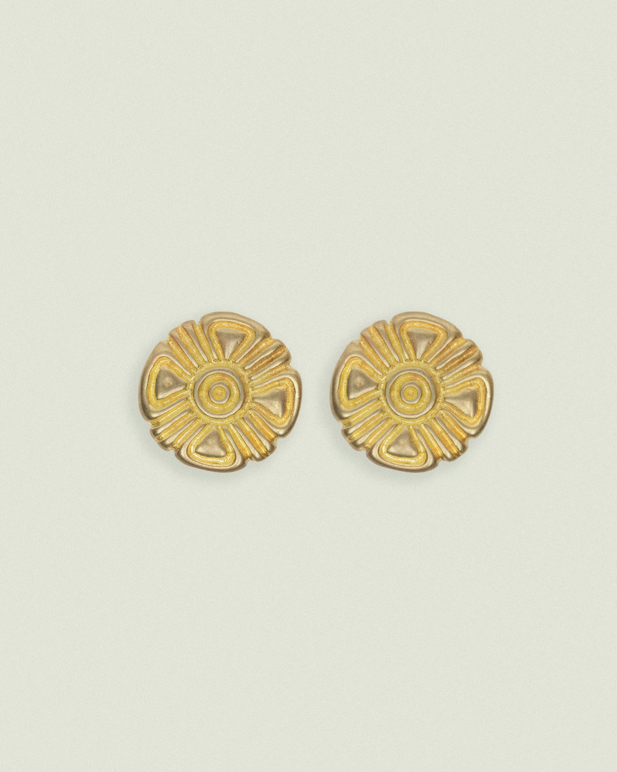 ARETES QUINCUNCE XL frontal