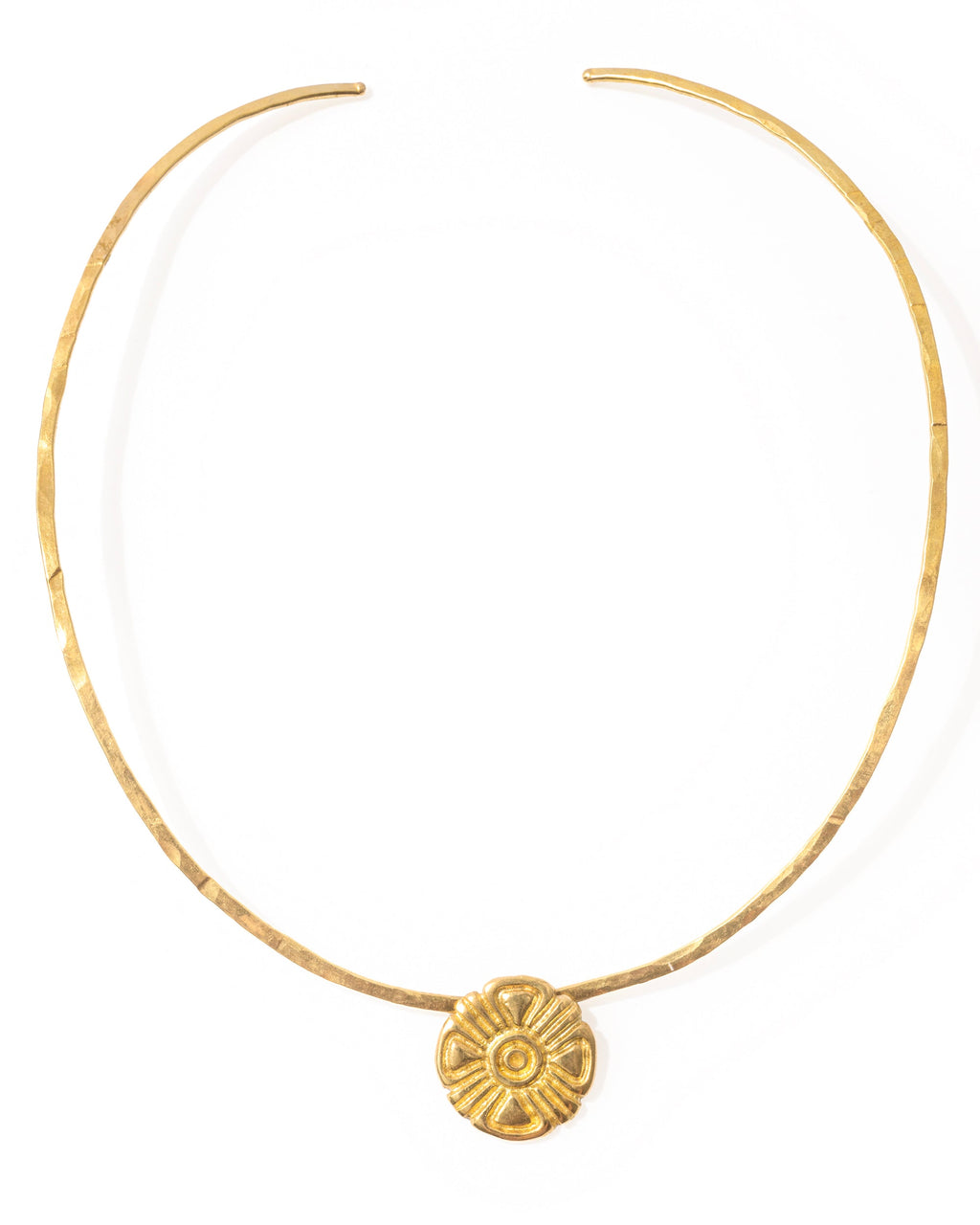 Collar Centro - frontal