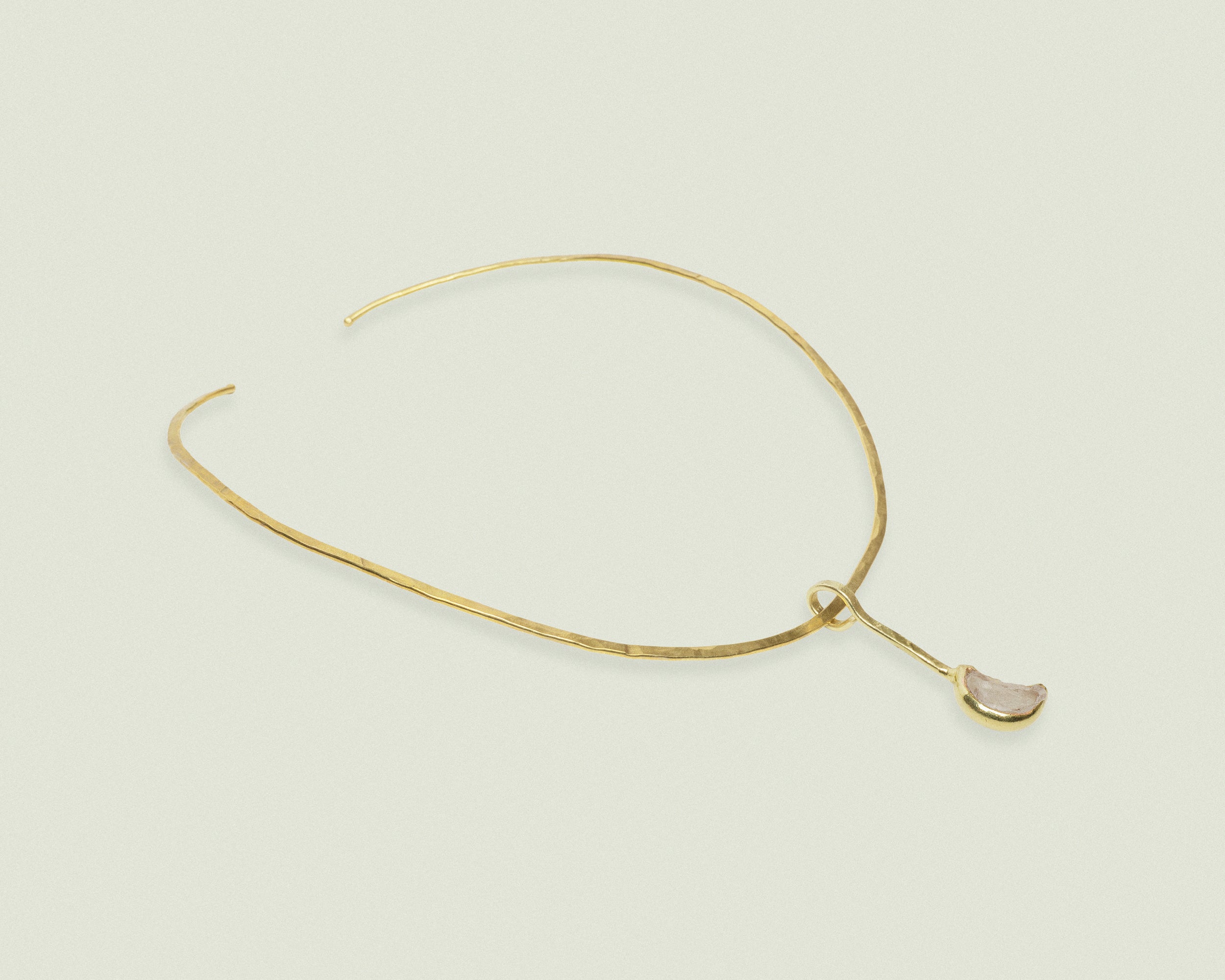 COLLAR LUNA lateral