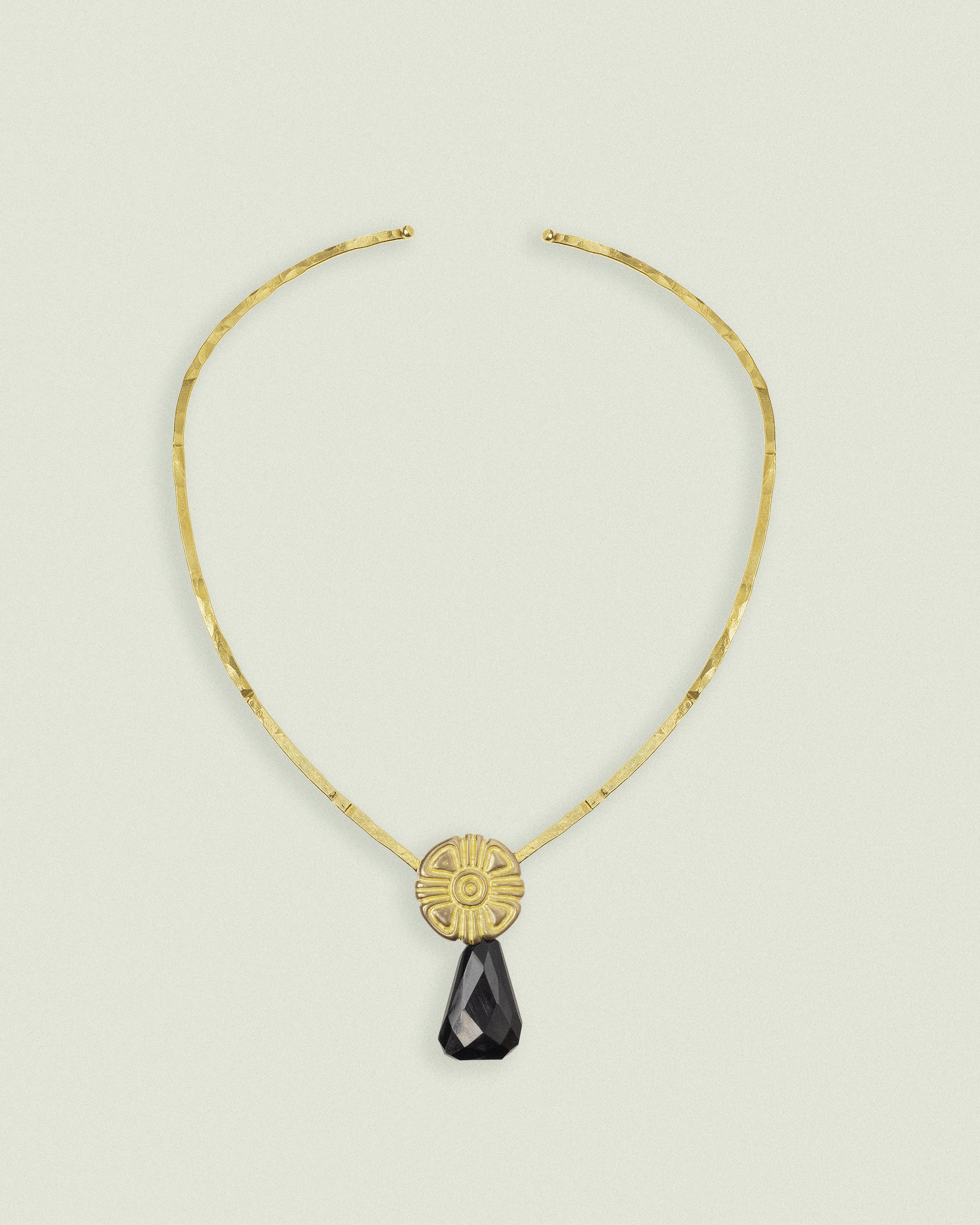 COLLAR RAÍZ frontal